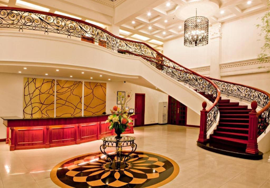 Lewis Grand Hotel Анхелес Екстериор снимка